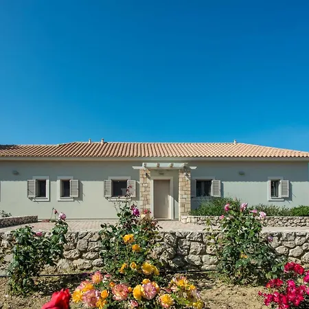 La Vie By Vintage Travel Villa Svoronata