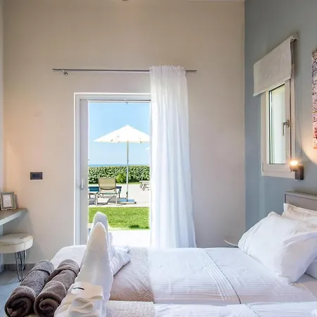 Villa La Vie By Vintage Travel Svoronata
