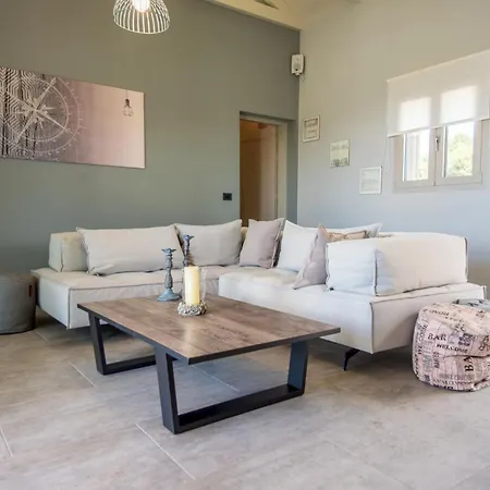 La Vie Villa Svoronata