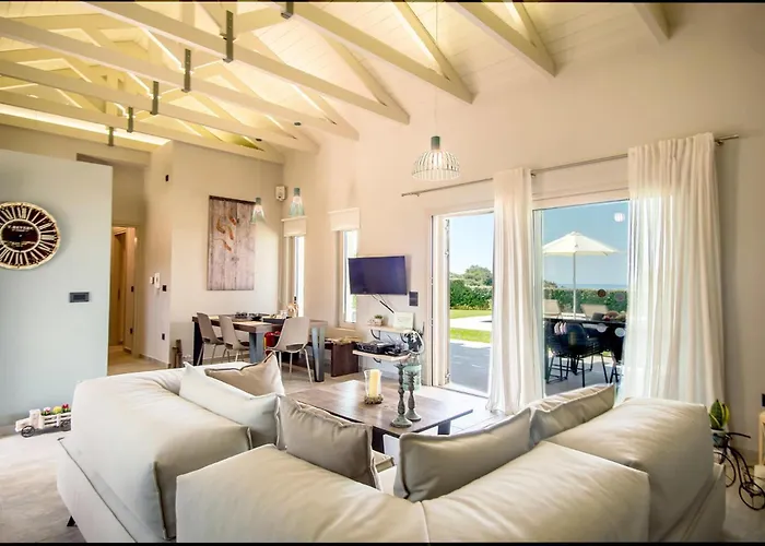 La Vie By Vintage Travel Villa *